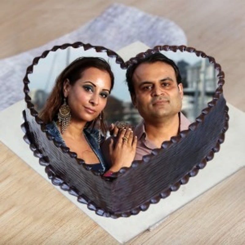 Heart Shape Truffle Photo Cake