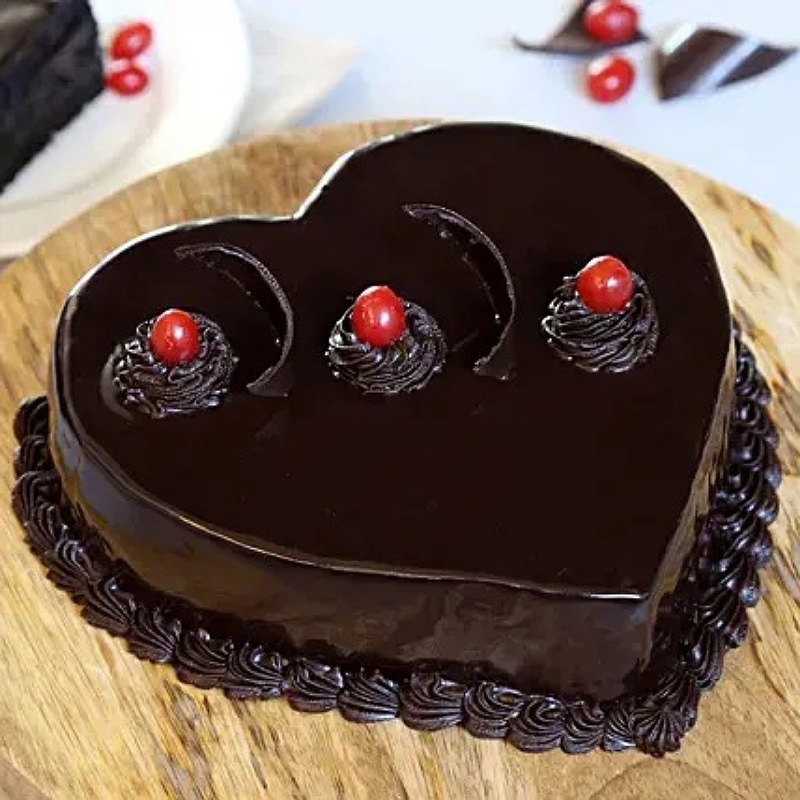 Heart Shaped Cream Truffle Cake