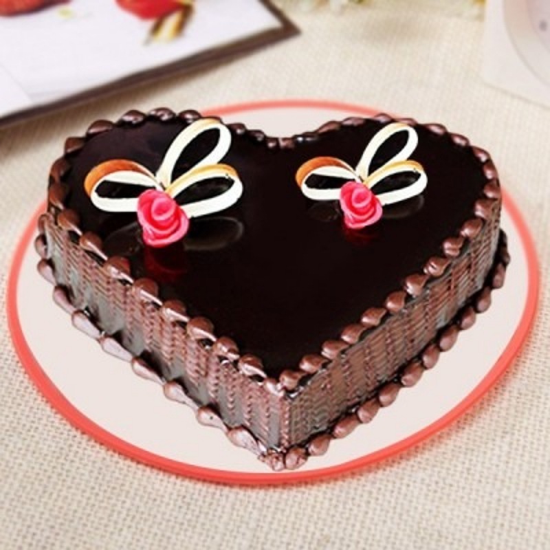 Yummy Heart-Shaped Truffle Cake