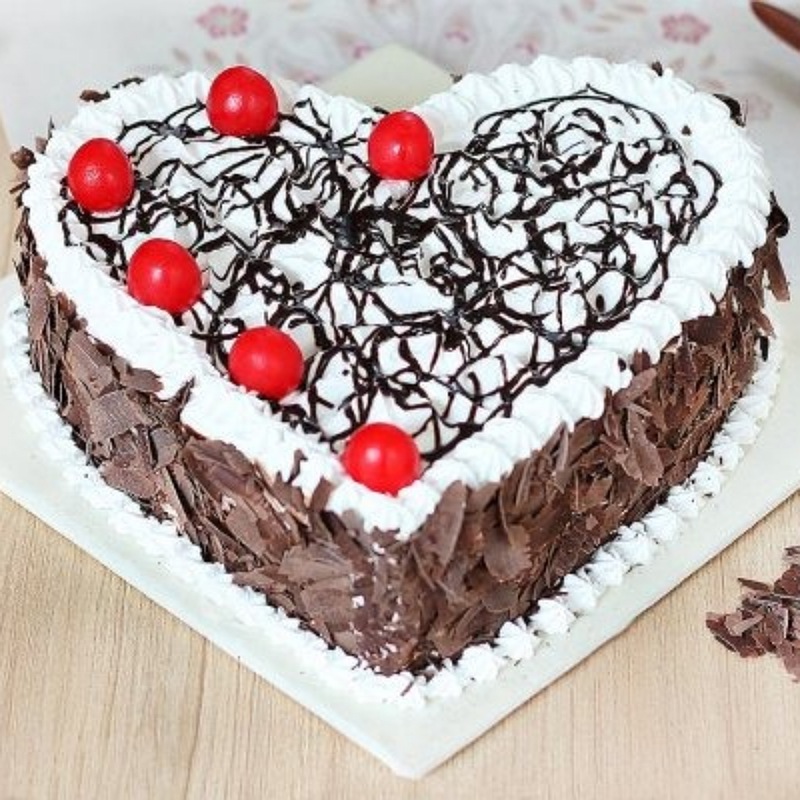 Scrumptious Hearty Blackforest Cake