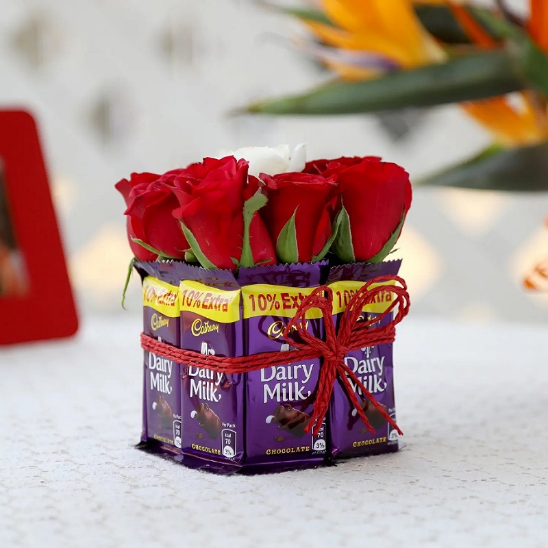 Delightful Dairy Milk & Roses Arrangement