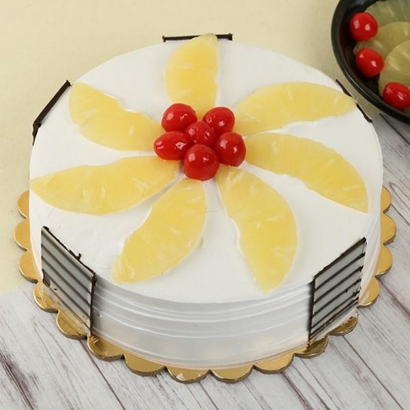 Delicious Pineapple Cake