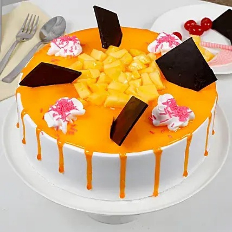 Tempting Mango Fruit Cake