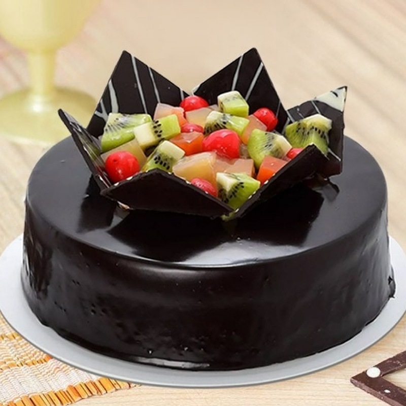 Chocolate Fruit Gateau