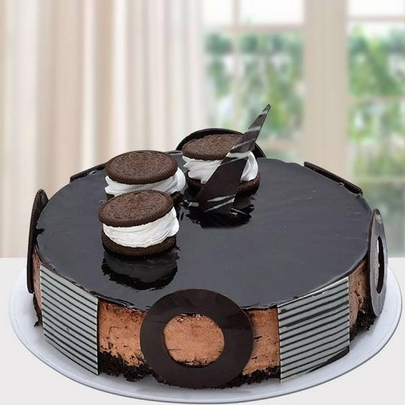 Chocolate Oreo Mousse Cake