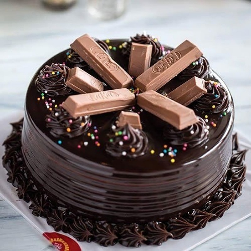 Truffle Kitkat Punch Cake