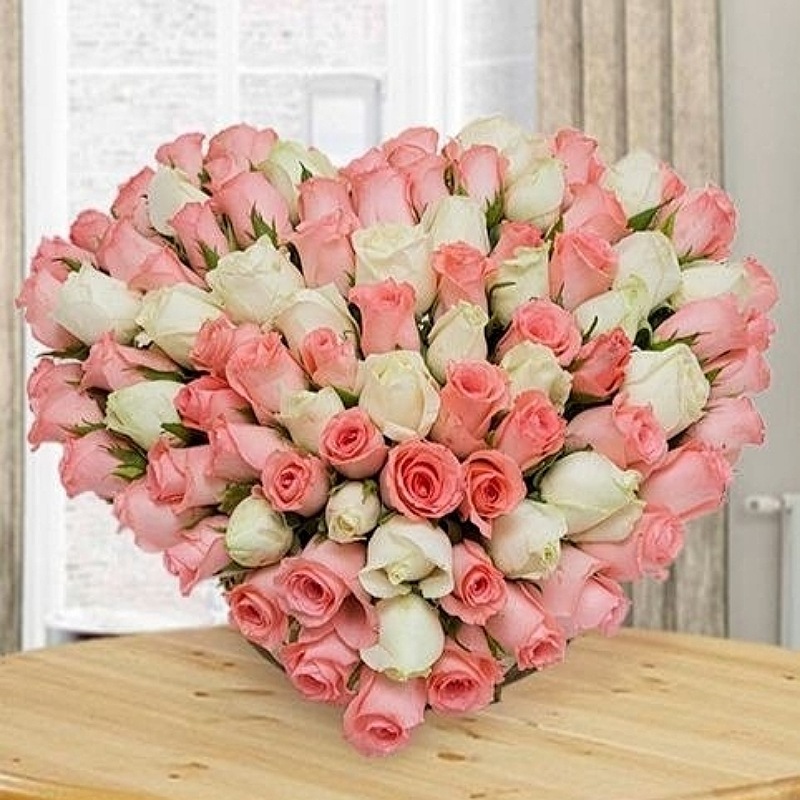 Pink & White Heart Arrangement