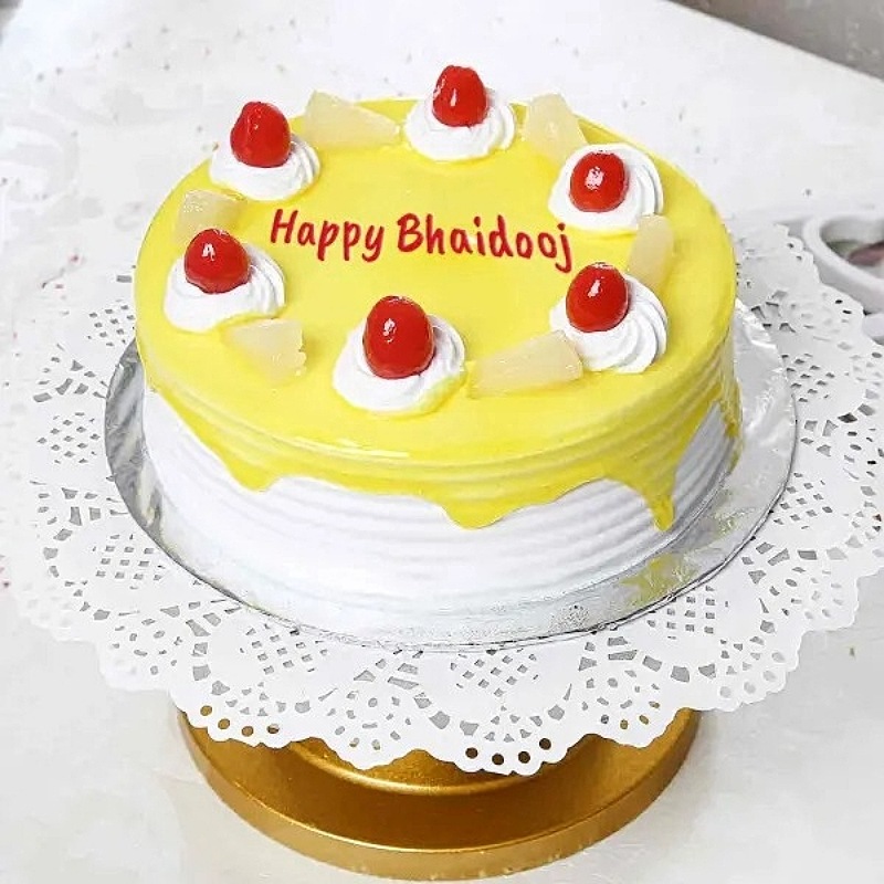 Bhai Dooj Celebrations Cake Half Kg : Gift/Send Bhaidooj Gifts Online  HD1121135 |IGP.com