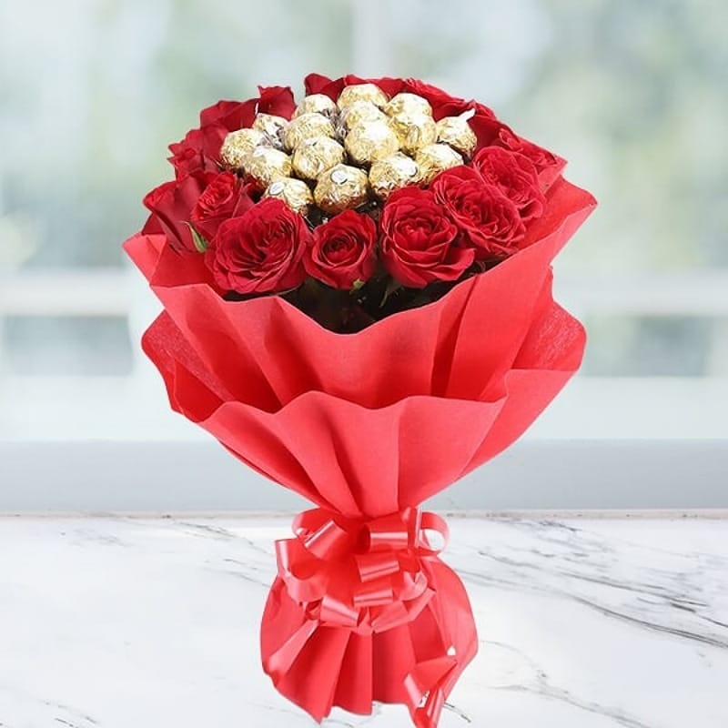 Delightful Rocher Bouquet