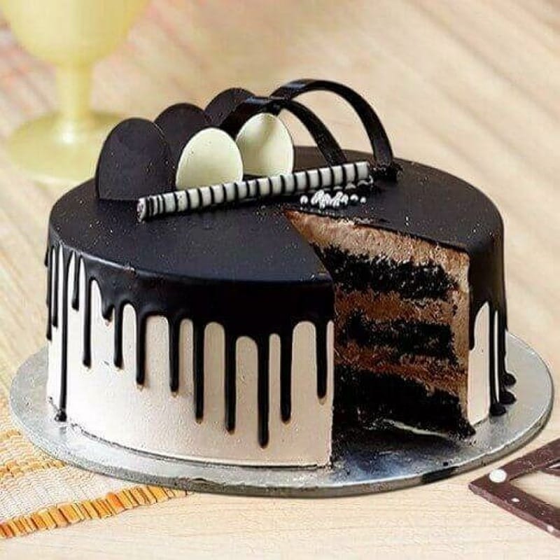 Chocolate Cream Cake